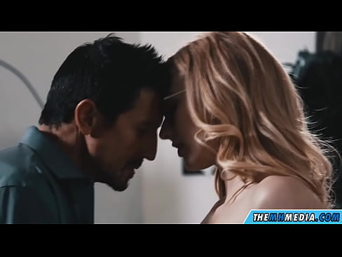 ❤️ Seks romantik me një bjonde të përdalë ❌ Video anale tek ne