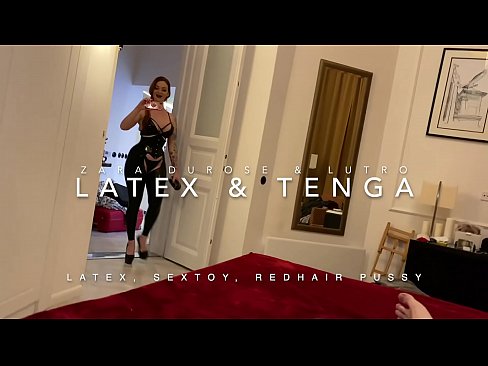 ❤️ Njerka flokëkuqe me kostum latex e qitur nga njerku ❌ Video anale tek ne